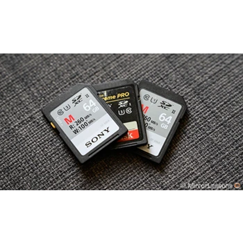 digital-camera-memory-card (19)-760433-65003.webp